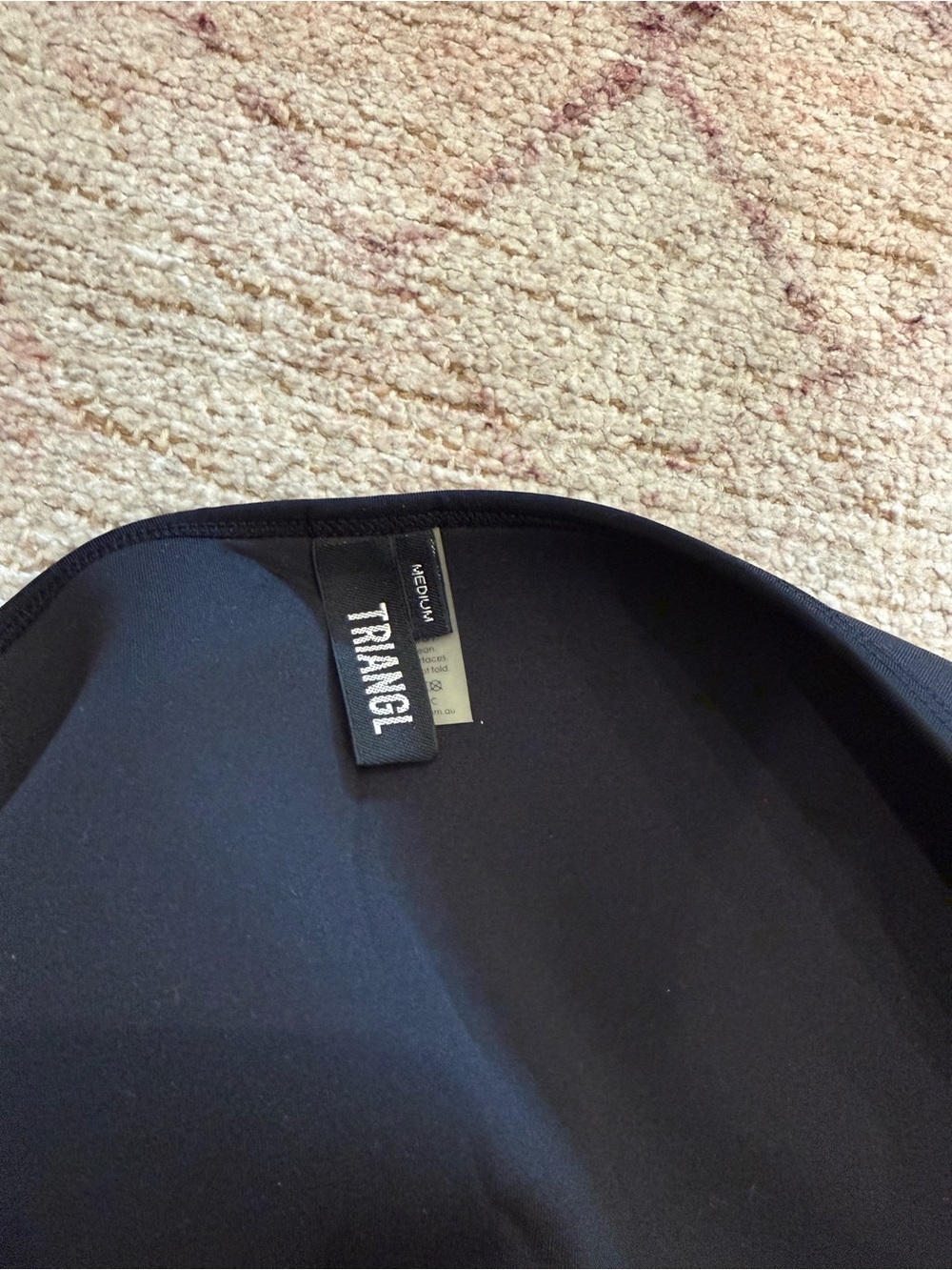 Multiple swimsuits - Picture 10 of 10